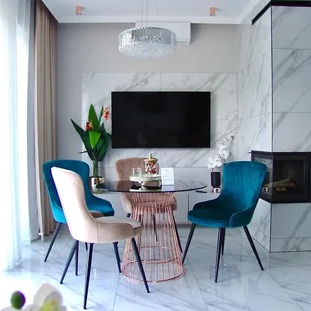 Apartament Luxor Z Ogrodem Airport Pyrzowice *