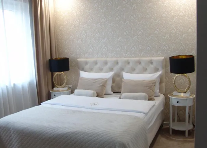 Luxor - Airport Katowice-pyrzowice Bobrowniki (Bedzin)